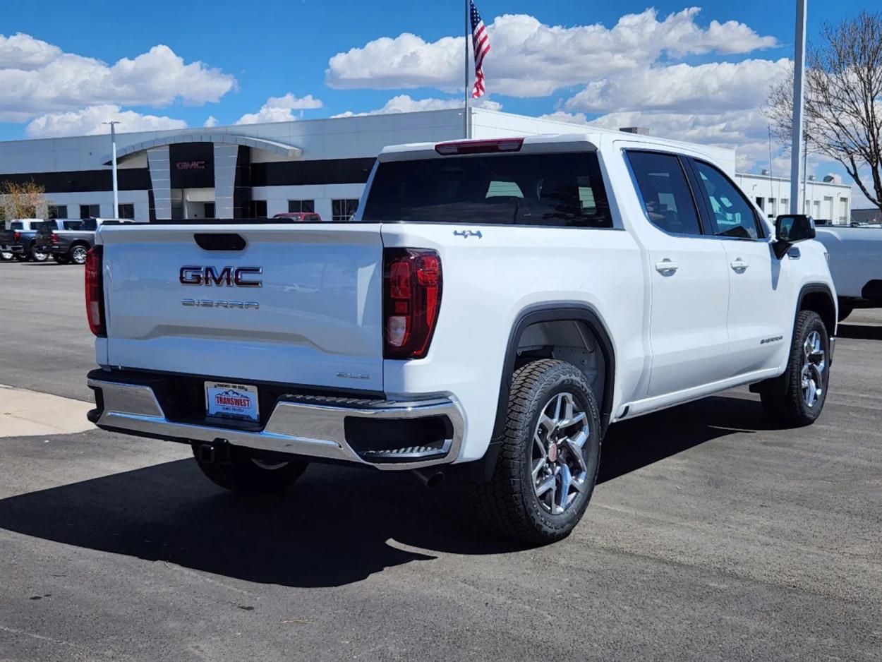 2024 GMC Sierra 1500 SLE | Photo 2 of 28