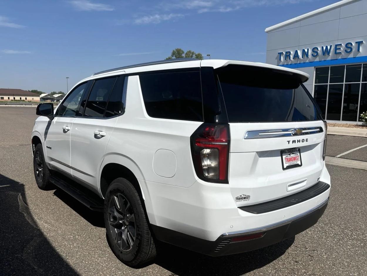 2024 Chevrolet Tahoe LT | Photo 2 of 27