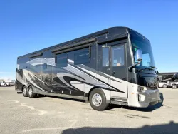 2019 Newmar Dutch Star 4363 | Thumbnail Photo 1 of 31