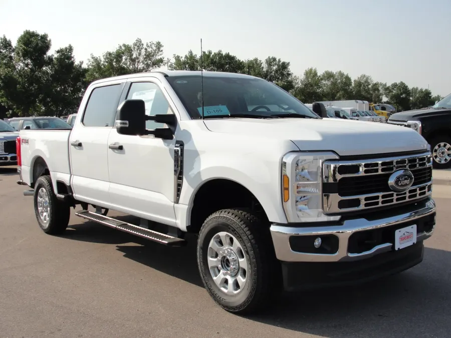 2024 Ford F-250 | Photo 7 of 21