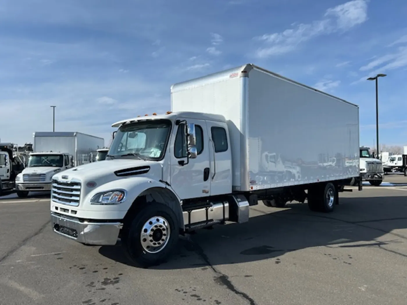 2025 Freightliner M2 106 | Photo 2 of 21