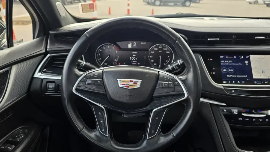 2023 Cadillac XT5 | Photo 15 of 31