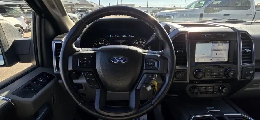 2018 Ford F-150 | Photo 15 of 30