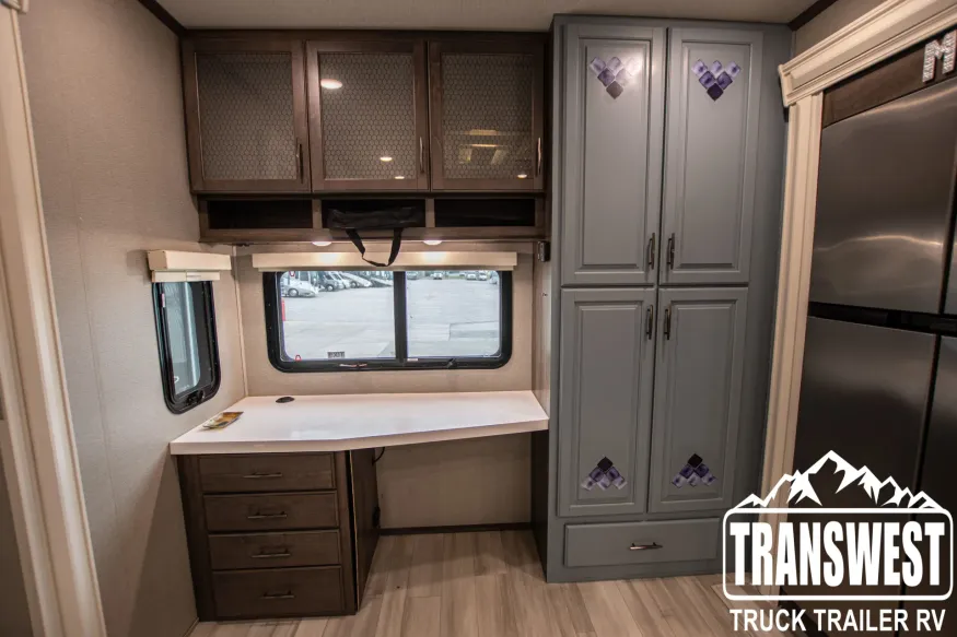 2022 Grand Design Solitude 345GK | Photo 6 of 13