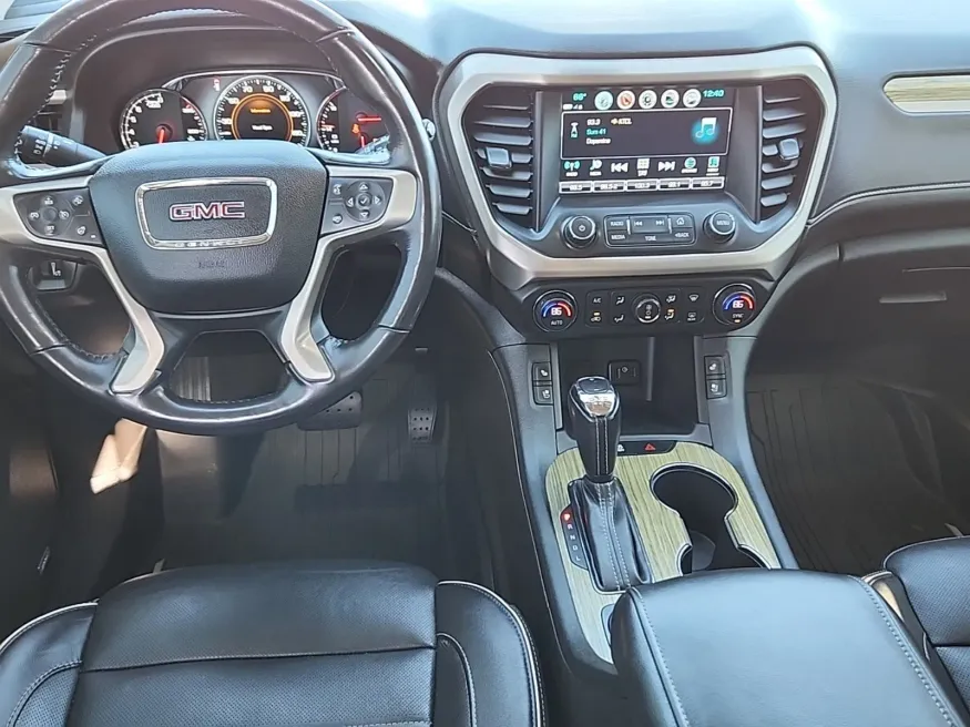 2019 GMC Acadia Denali | Photo 11 of 29