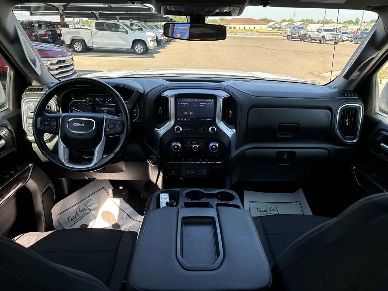 2021 GMC Sierra 1500 Elevation | Photo 11 of 20