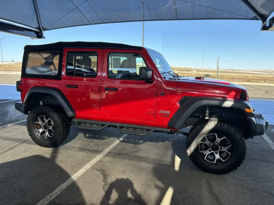 2018 Jeep Wrangler Unlimited Sport S | Photo 4 of 22