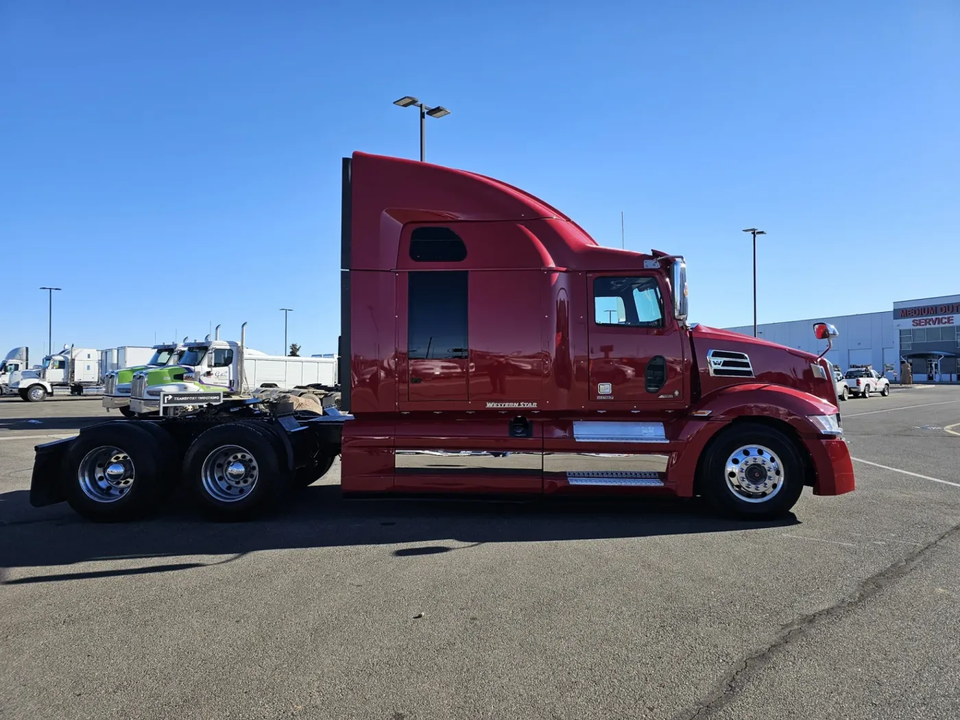 2020 Western Star 5700XE | Photo 5 of 18