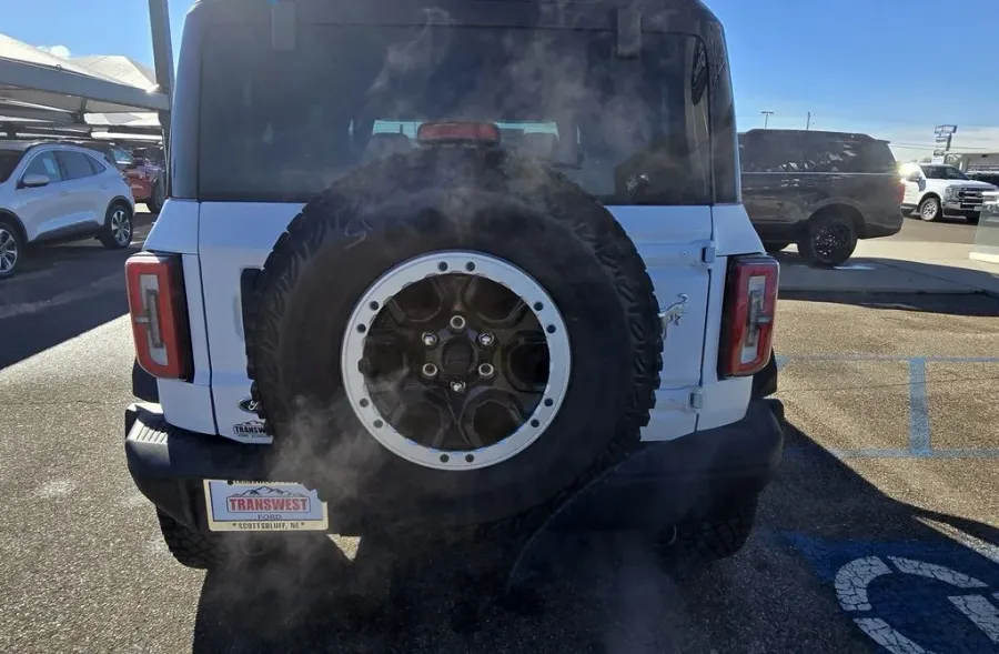 2024 Ford Bronco | Photo 7 of 29