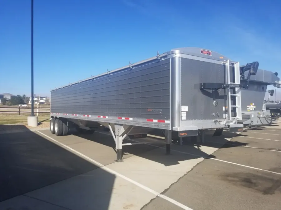 2023 Timpte Grain Hopper | Photo 1 of 10