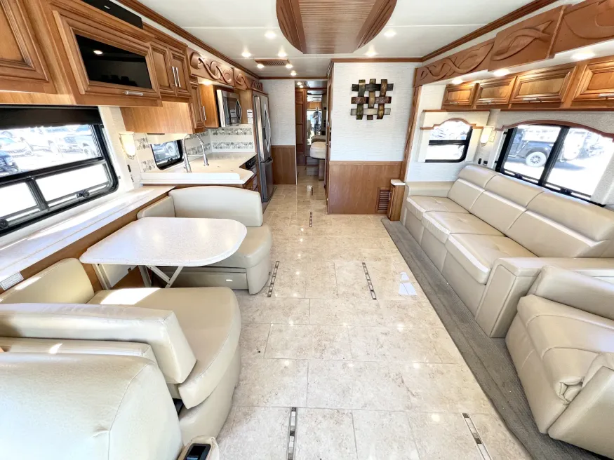 2018 Newmar Ventana 3412 | Photo 4 of 27