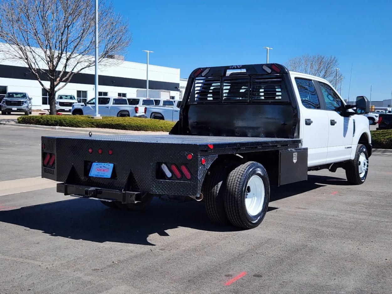 2021 Ford Super Duty F-350 DRW XL | Photo 2 of 26