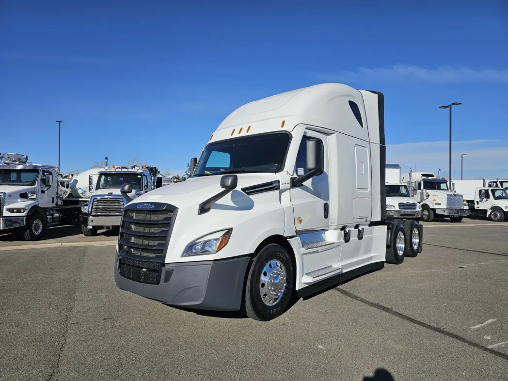 2024 Freightliner Cascadia 