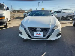 2022 Nissan Altima 2.5 SV | Thumbnail Photo 1 of 3