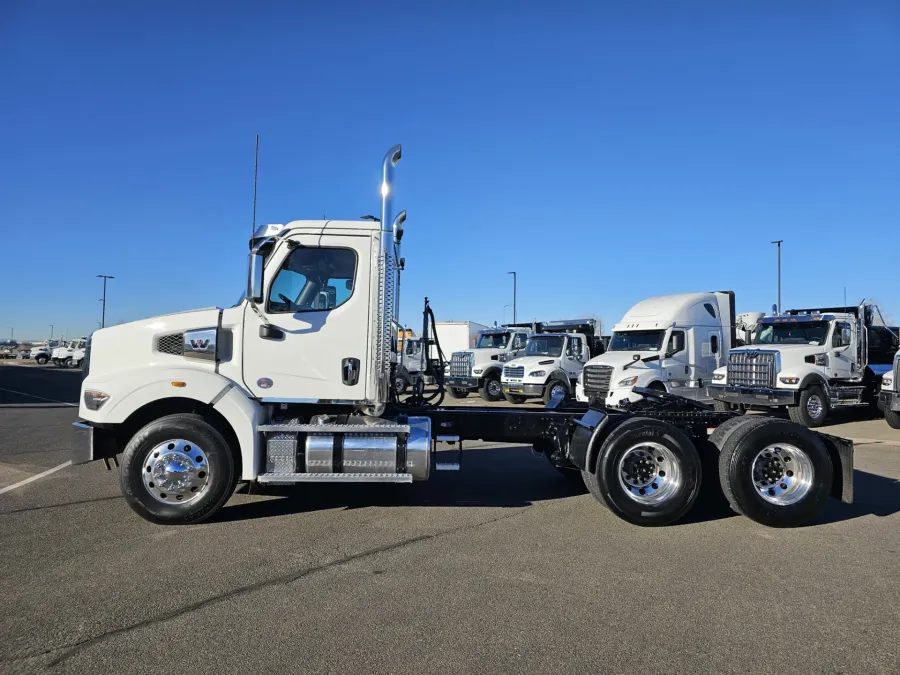 2022 Western Star 49X | Photo 4 of 16