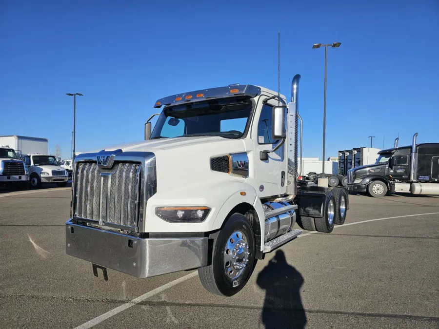 2022 Western Star 49X | Photo 1 of 17