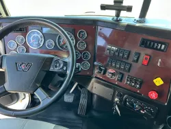 2022 Western Star 5700XE | Thumbnail Photo 20 of 22