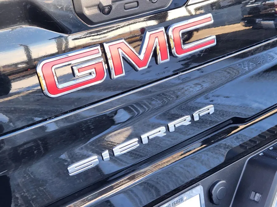 2023 GMC Sierra 3500HD SLE | Photo 14 of 31