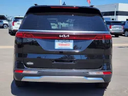 2022 Kia Carnival SX | Thumbnail Photo 13 of 29