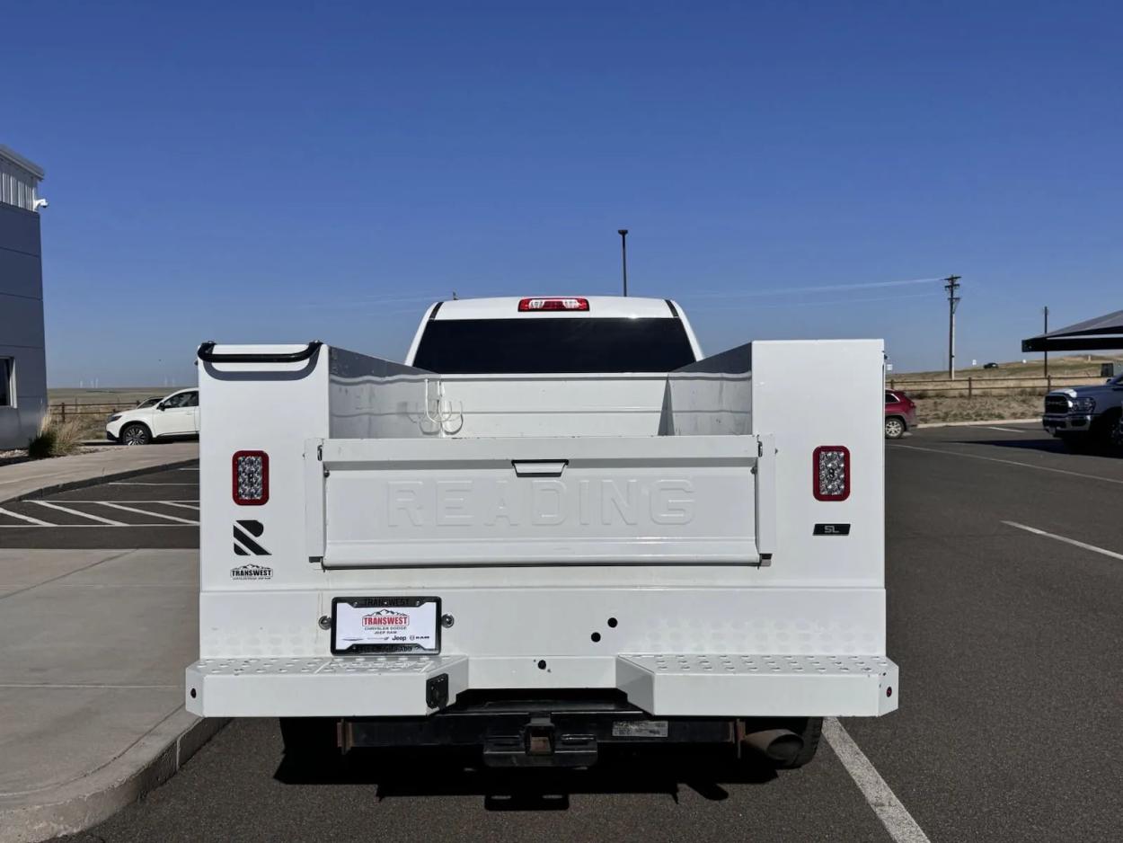 2022 Chevrolet Silverado 3500HD Work Truck | Photo 6 of 15