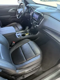 2023 Chevrolet Traverse LT Leather | Thumbnail Photo 13 of 19