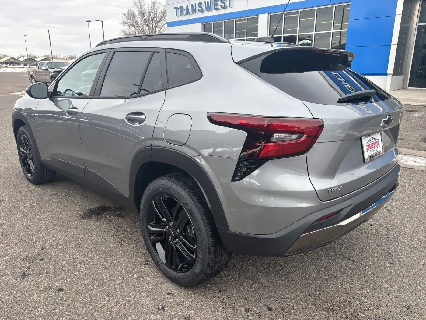 2025 Chevrolet Trax ACTIV | Photo 2 of 20