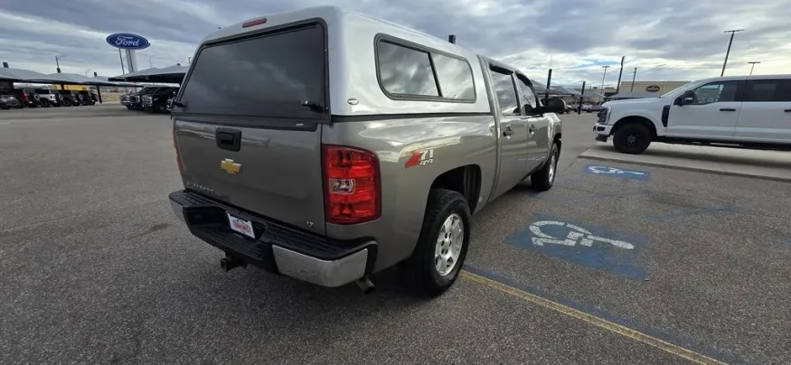 2012 Chevrolet Silverado 1500 | Photo 7 of 29