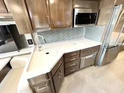 2024 Newmar New Aire 3543 | Thumbnail Photo 11 of 31