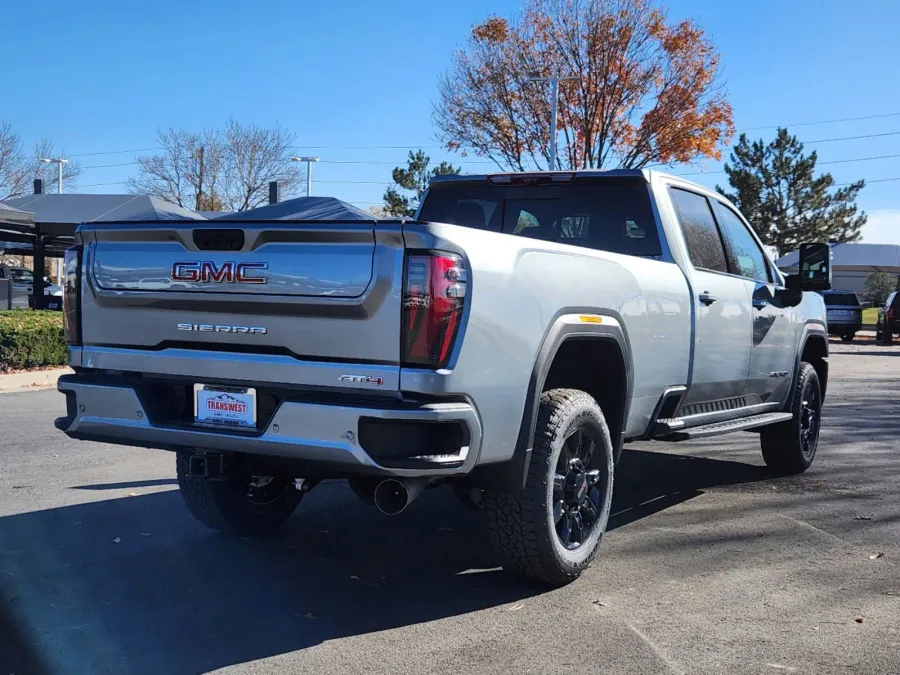 2025 GMC Sierra 3500HD AT4 | Photo 2 of 29