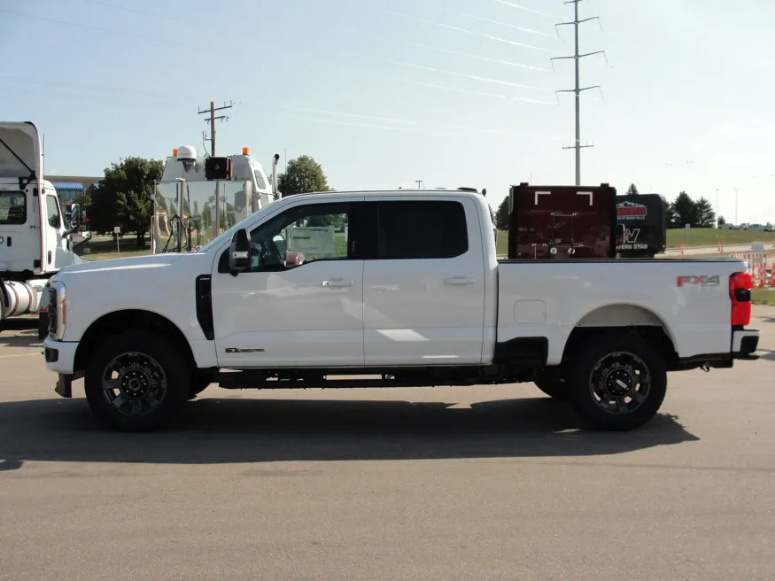 2024 Ford F-350 | Photo 2 of 21