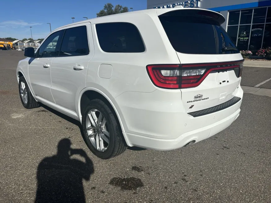 2022 Dodge Durango GT | Photo 2 of 21