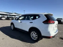 2018 Nissan Rogue S | Thumbnail Photo 2 of 15