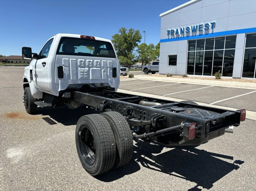 2024 Chevrolet Silverado MD Work Truck | Photo 2 of 15