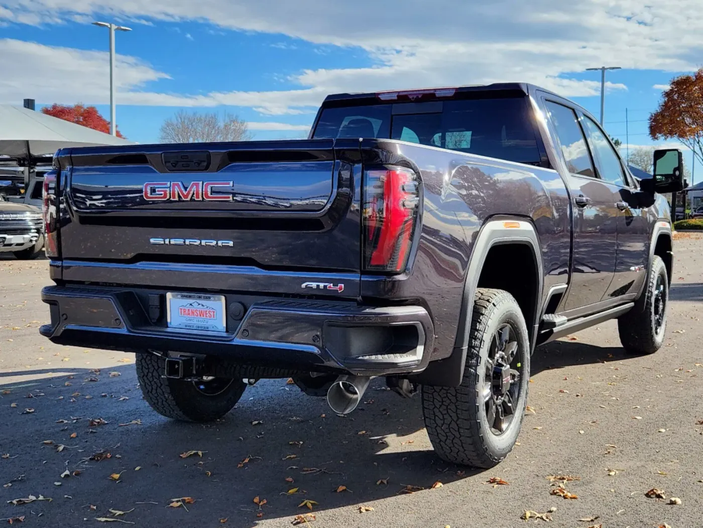 2025 GMC Sierra 2500HD AT4 | Photo 2 of 29