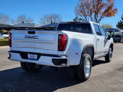 2025 GMC Sierra 3500HD Denali Ultimate | Thumbnail Photo 2 of 31