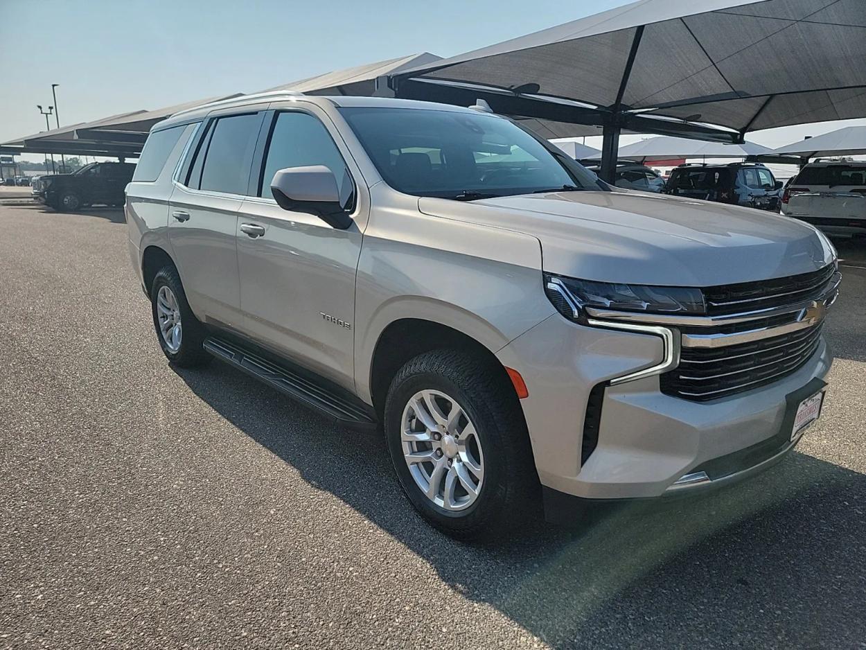 2021 Chevrolet Tahoe LT | Photo 9 of 24