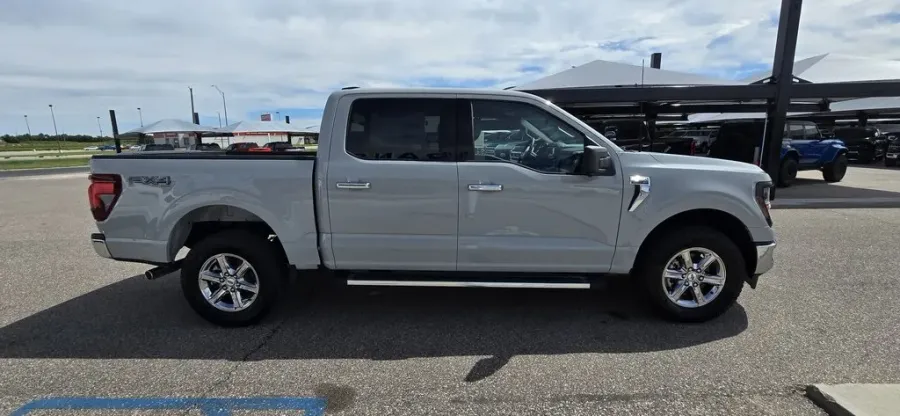 2024 Ford F-150 | Photo 7 of 32