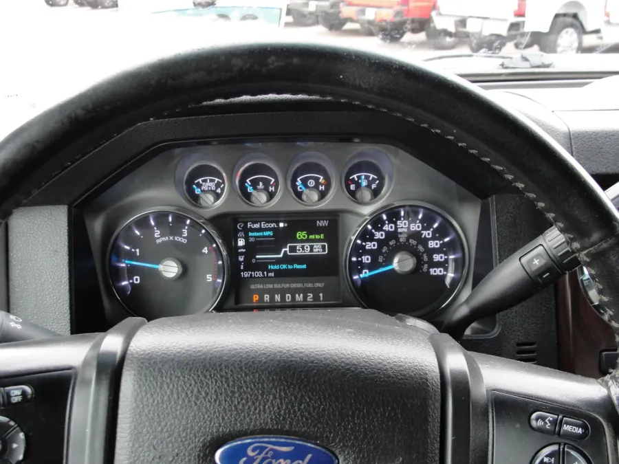 2014 Ford F-250 SUPER DUTY | Photo 12 of 13