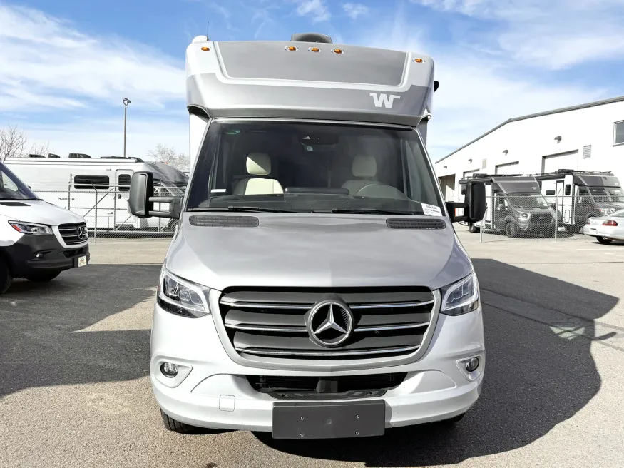 2025 Winnebago Navion 24R | Photo 15 of 20