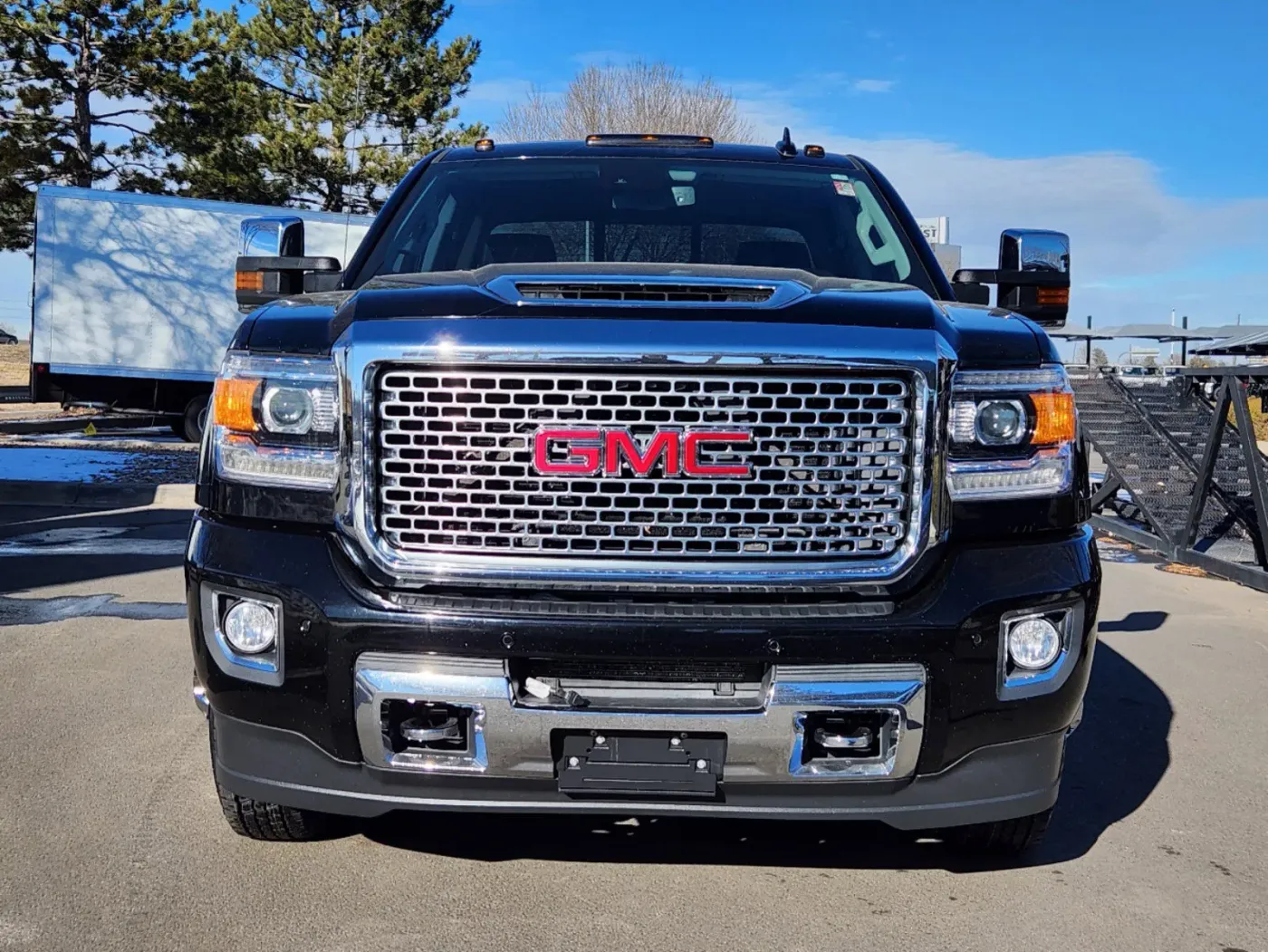 2017 GMC Sierra 3500HD Denali | Photo 4 of 29