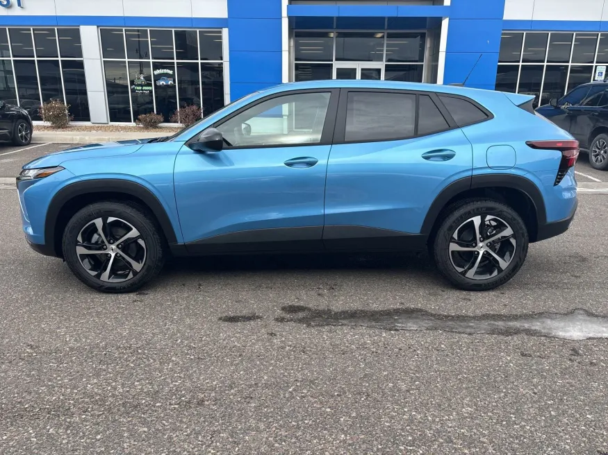 2025 Chevrolet Trax 1RS | Photo 1 of 21