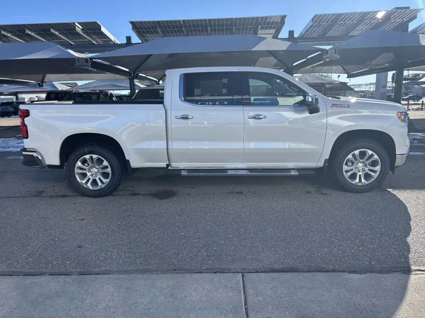 2025 Chevrolet Silverado 1500 LTZ | Photo 5 of 22