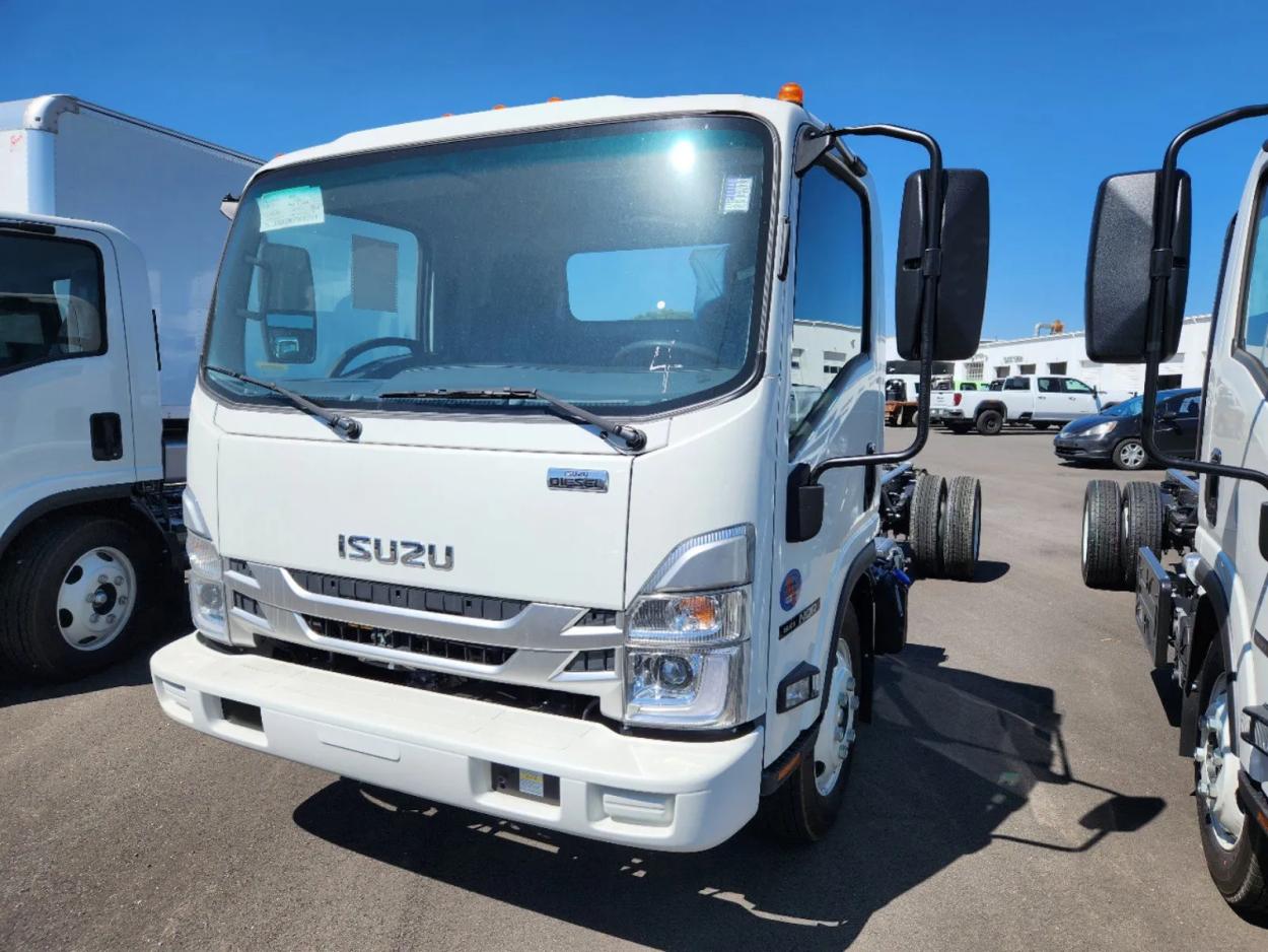 2024 Isuzu NQR DIESEL 176 WHEELBASE | Photo 1 of 3