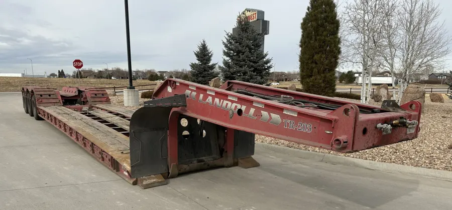 2017 Landoll Lowboy | Photo 2 of 13