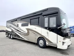 2020 Newmar Dutch Star 4369 | Thumbnail Photo 1 of 31