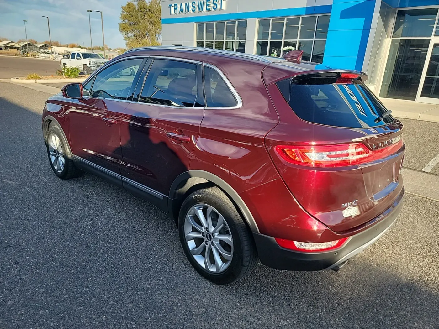 2017 Lincoln MKC Select | Photo 2 of 16