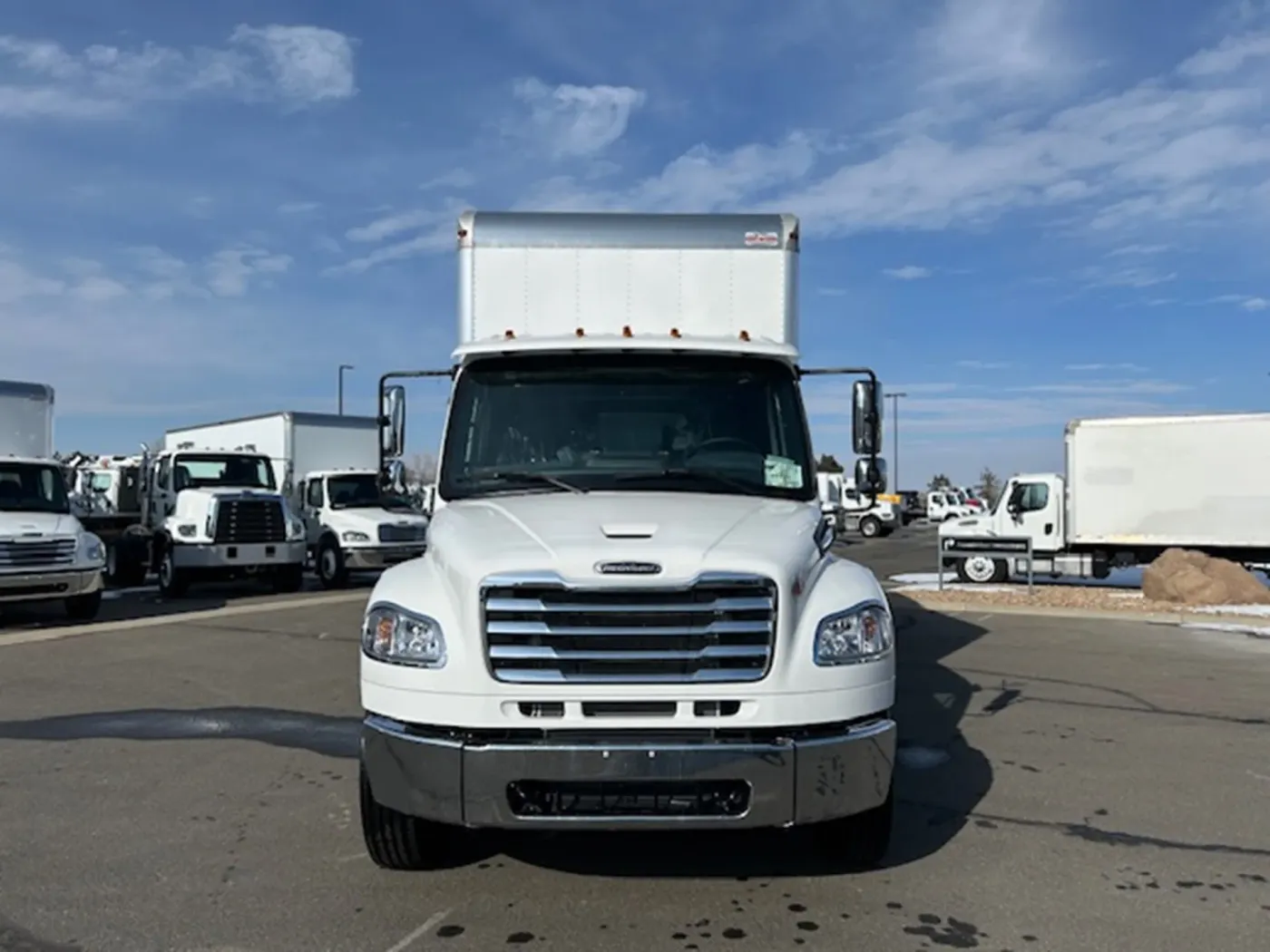 2025 Freightliner M2 106 | Photo 2 of 20