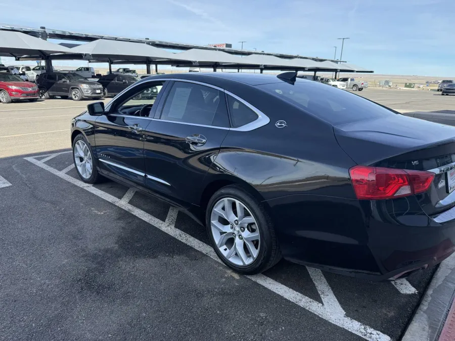 2019 Chevrolet Impala Premier | Photo 2 of 18