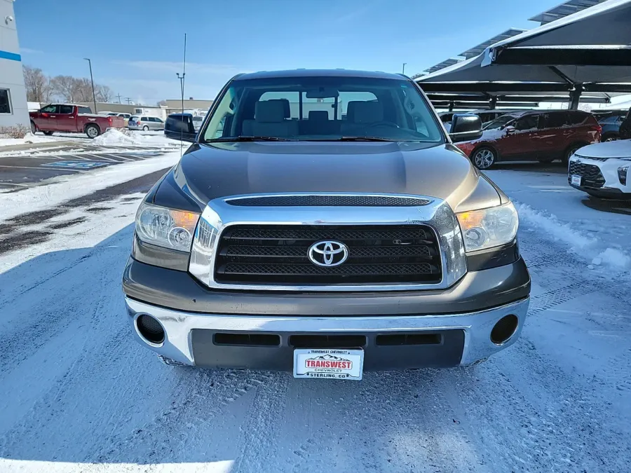 2008 Toyota Tundra 4WD SR5 | Photo 8 of 14