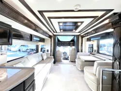 2023 Newmar Supreme Aire 4061 | Thumbnail Photo 7 of 35